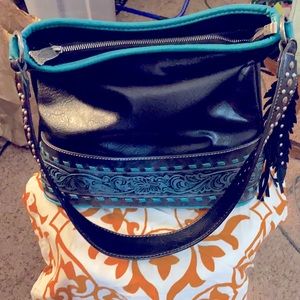 💯 genuine leather got locally from designer